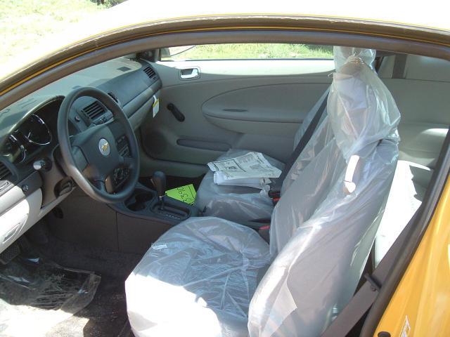 2006 chevy cobalt floor center console gray 721908