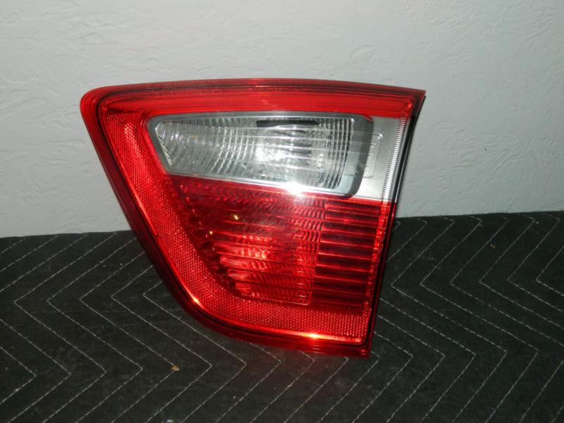 Oem 2011-2013 ford c-max right/passenger inner tail light assembly