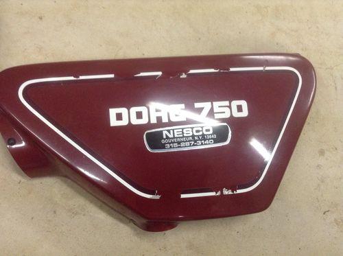 1977 yamaha xs750 triple left side cover side plate