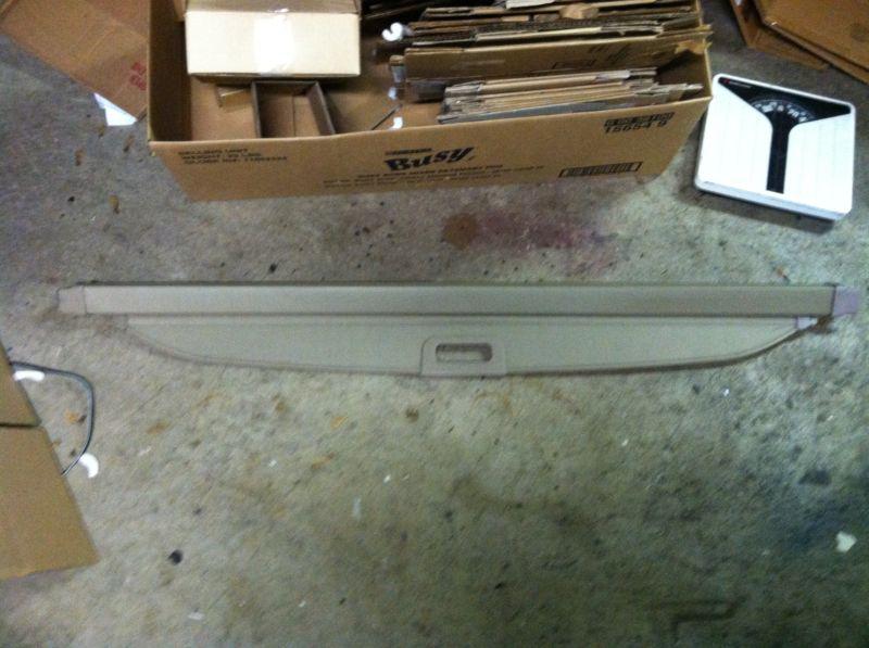 01-02 subaru forester  cargo cover / shade ..oem  tan