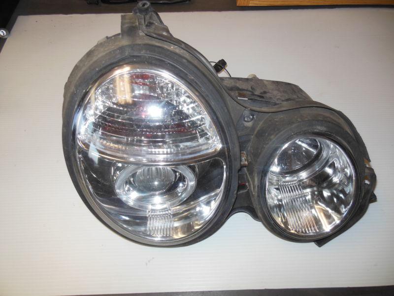 E-class mercedes right headlight assembly xenon 1997 1998 1999