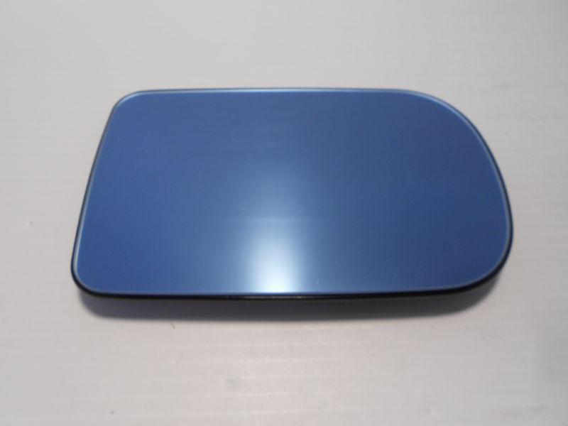 Oe aftermarket mirror glass