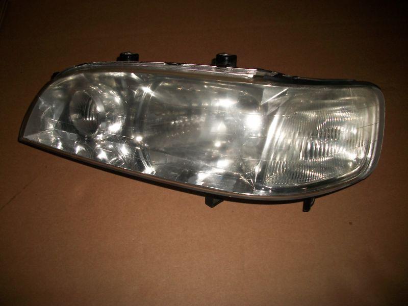 96 97 98 acura tl lh driver  side headlight assembly oem no crackss on lens