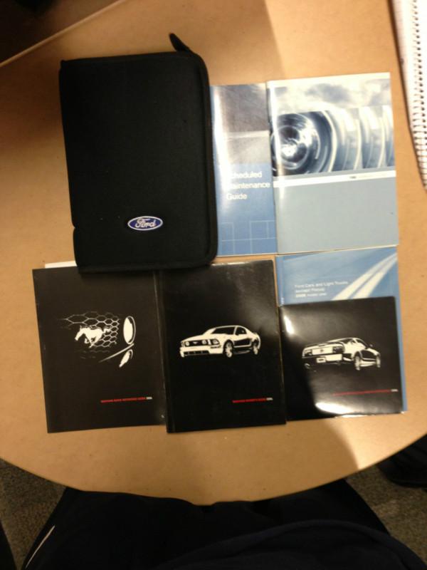 Ford mustang 2006 owners manual