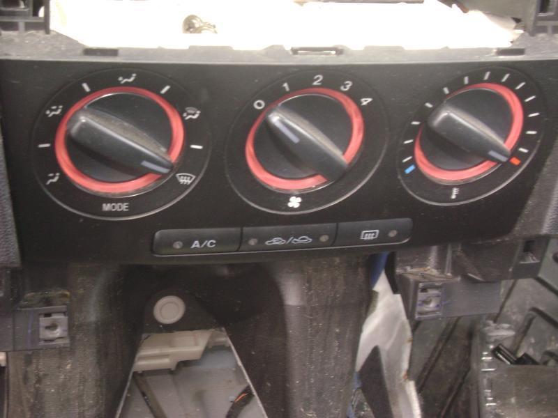 04 05 06 mazda 3 temperature control 2.3l w/ac man temp cont