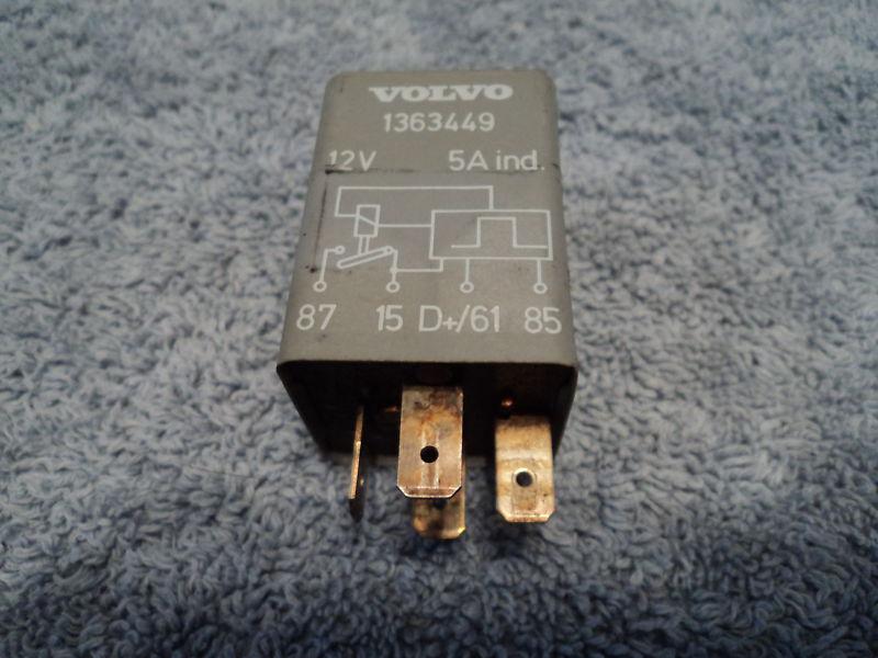 Volvo 240 244 245 oem air conditioning a/c control relay 1363449  nr  