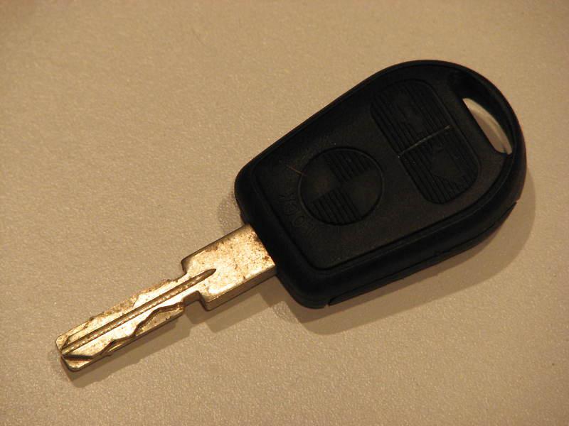 Bmw keyless remote fcc: kr5 bf1 267k1268 cut key