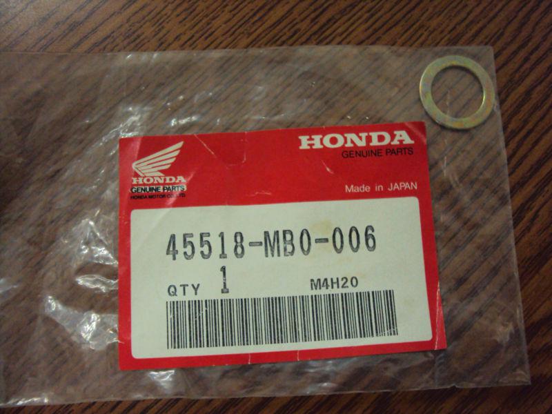 Honda 84-12 gl15/gl18/st13/st11 & more, plate, stopper pn 45518-mb0-006