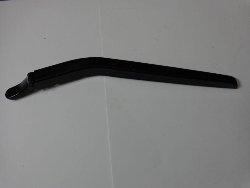 Wiper arm rear gmc acadia 2013  gm 23104926