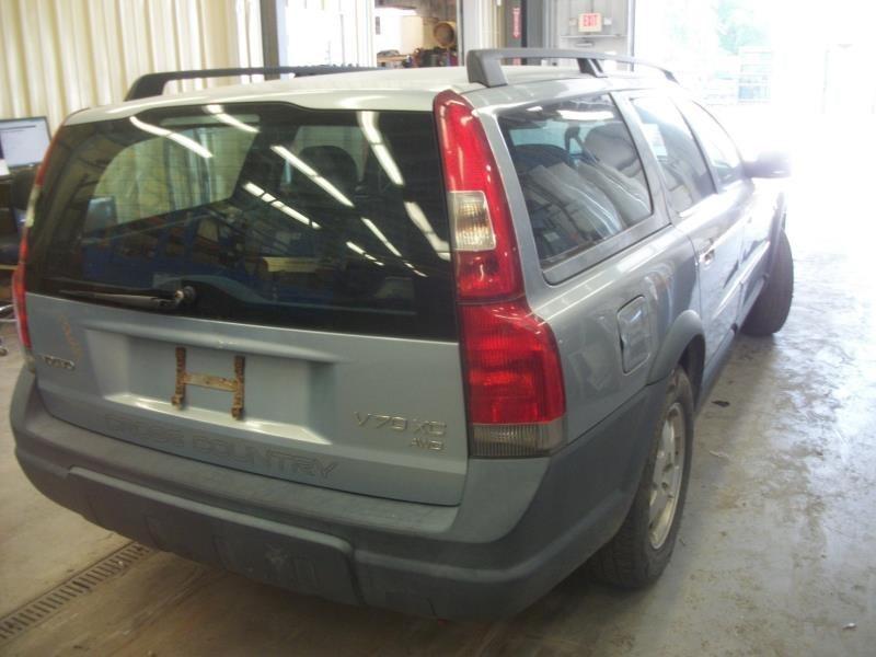 2001-2007 volvo v70 passenger rear side door sw xc 1285125