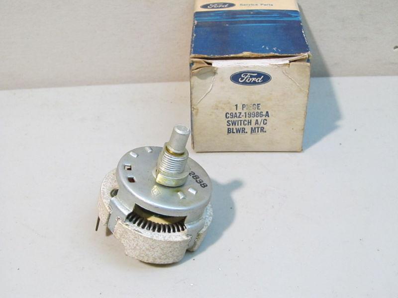 Nos 69-70 ford galaxie, 69-71 mustang, 70-71 maverick a/c blower switch