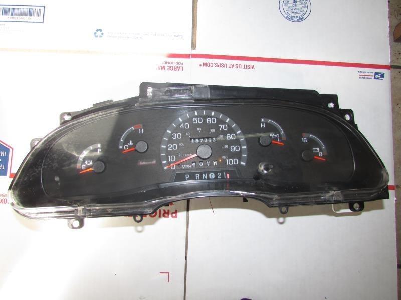 02 ford e150 speedometer instrument gauge cluster mph gasoline id 2c24-10849-ca