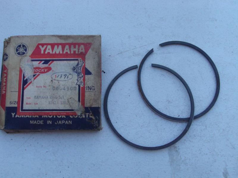 Yamaha dt rt 2 3 piston ring set oem new 308-11610-00 1972-73 brand new !!!!