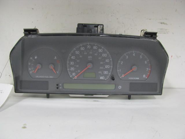 Speedometer cluster volvo s70 v70 1998 98 389512