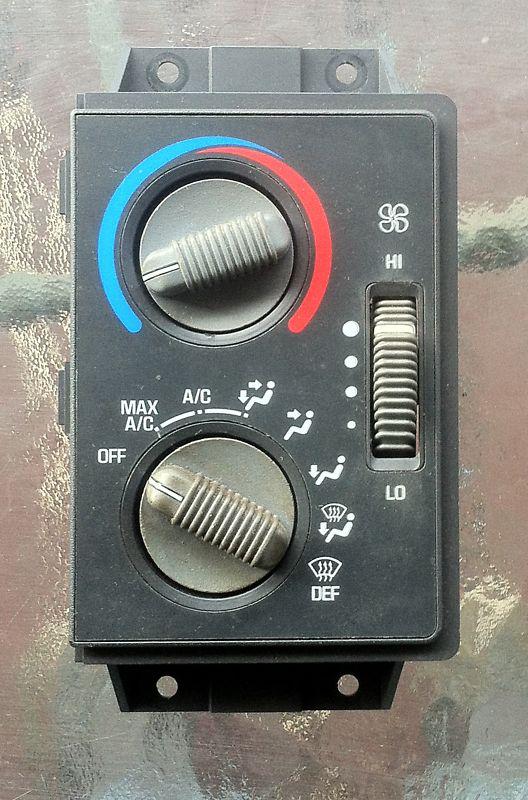  94-97 blazer bavada climate control unit good used condition   324