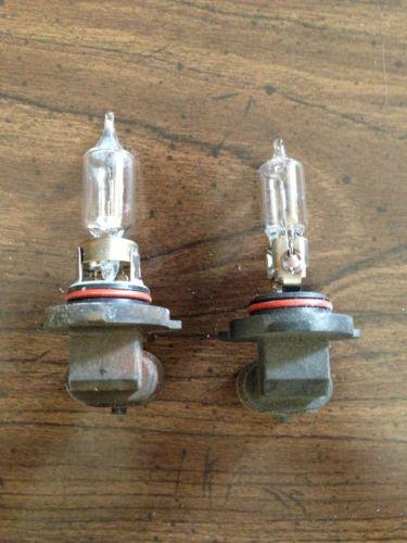 Philips hb3 9005 factory oem light bulb lamp 12v 65w used 1 bulb