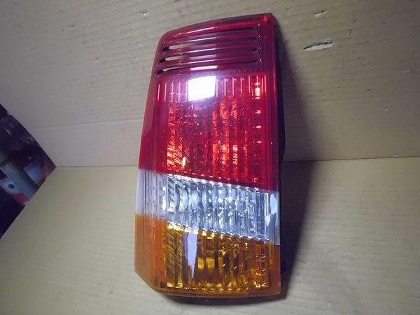 Mitsubishi toppo bj 2000 rear left combination lamp [2815600]