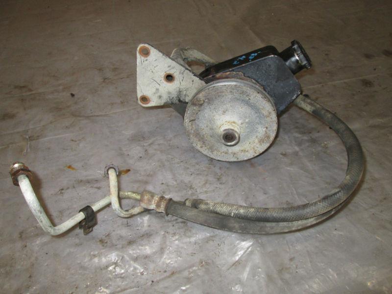 Jeep wrangler 1987 factory power steering pump and bracket 4.2 l 1734