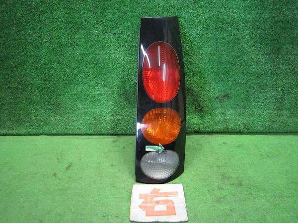 Toyota raum 1999 rear right combination lamp [1615500]