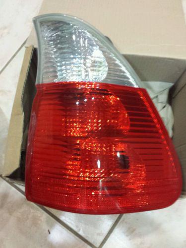 Genuine oem bmw x5 rh tail light 63 21 7 164 474 bmw 7164474-01