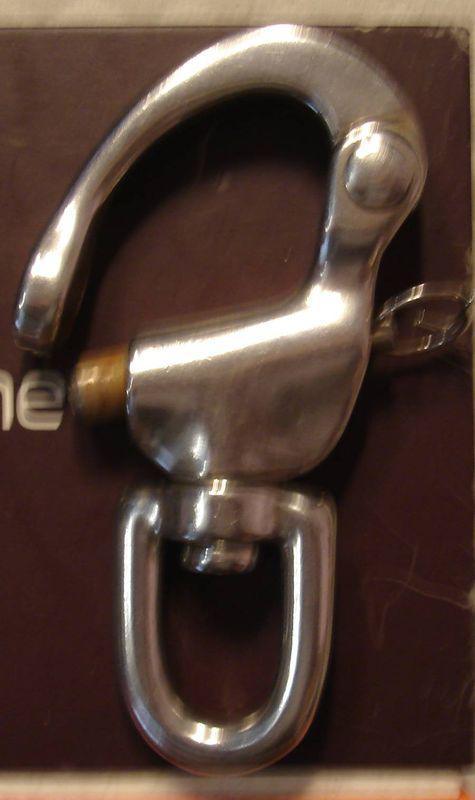 Sailboats stainless steel snap shackle ***new