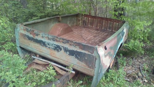 Antique gmc truck bed