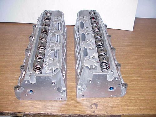 Gm racing ls7 ported aluminum heads &amp; del west titanium valves sb chevy l@@k