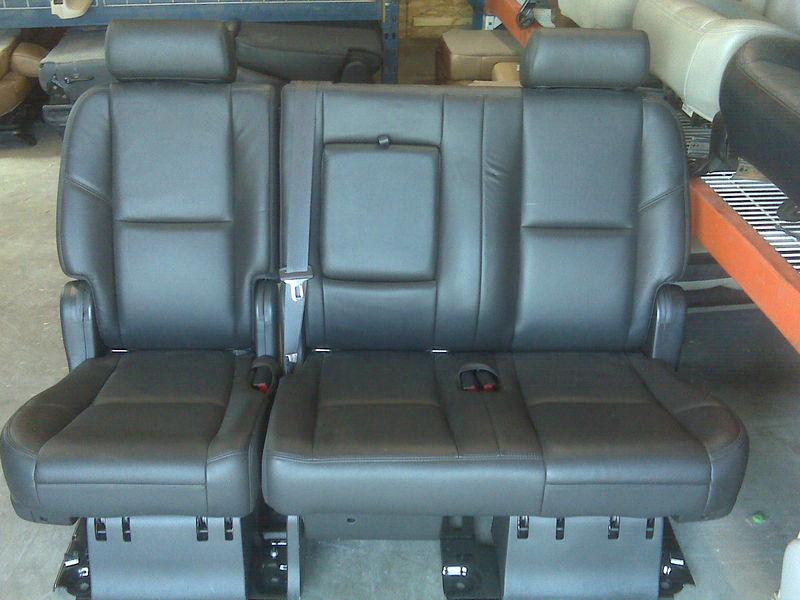 07-13 suburban yukon xl or escalade esv 2nd row black bench seat