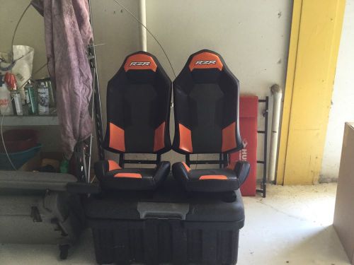 Polaris razor 1000 seats