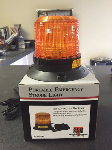 Buyers  flashing lite a must for snowplowing  u need a flashing lite