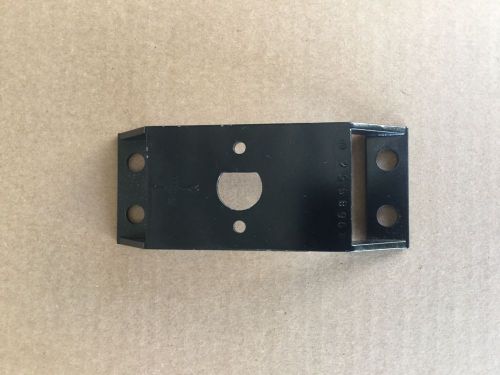 1970 - 1972 chevelle nos cowl induction actuator bracket to hood