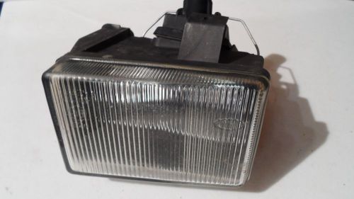 2000 volvo s40 oem rh fog light assembly