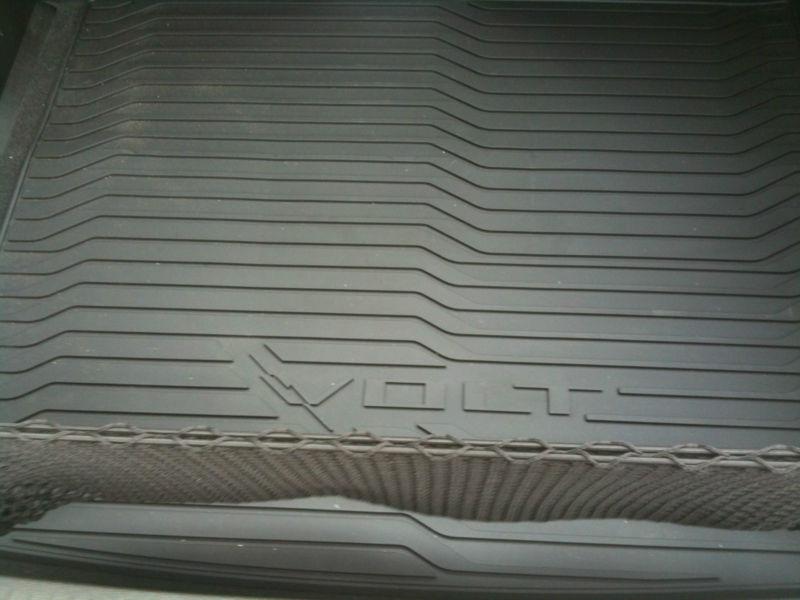 Gm # 20917118 floor mat - cargo area premium all weather ebony oem chevy