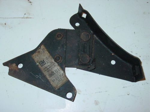 1965-69 chevrolet corvair 140hp left side muffler hanger nos 3901311 66 67 68