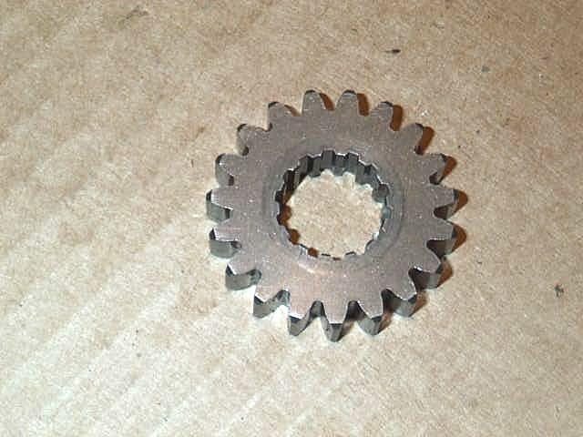 1996 yamaha yz125 primary crank gear yz 125 two stroke 1991-2004 very nice shape