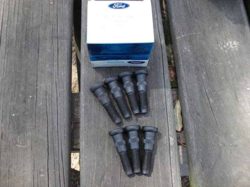  1972 72 ford truck nos wheel stud box of 7 pieces    d2tz-1107-d