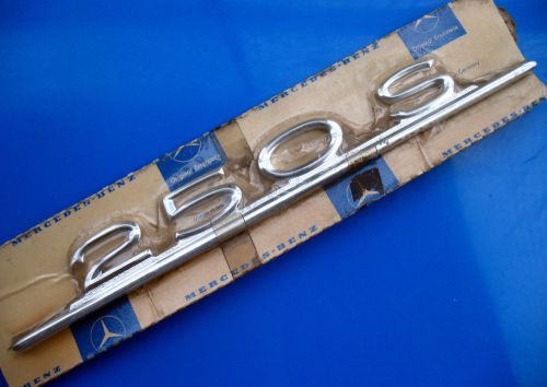 Mercedes benz w108 250s trunk lid emblem designation &#034;250s&#034; oem nos blister