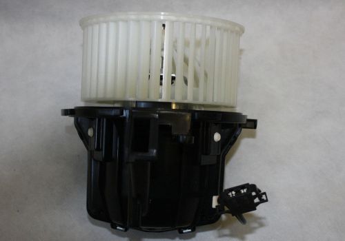 Audi oem blower motor  a4, a5, and q5 8k1820021c