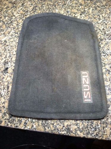 99 00 01 isuzu vehicross right front floor mat oem