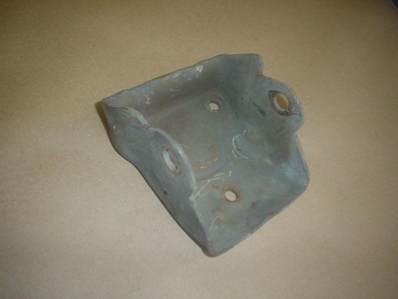 82-92 camaro firebird v8 engine mount lh