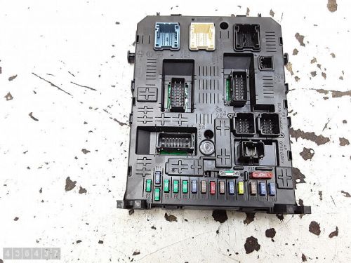 2011 peugeot 3008 fuse box under the panel 1600hdi 281164872