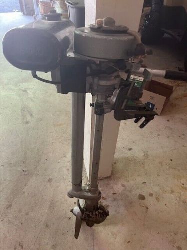 Vintage british seagull outboard motor – marked sjp606m6