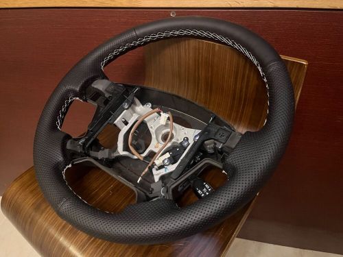 Toyota sequoia tundra limited steering wheel 2008 - 2013 leather white stiching