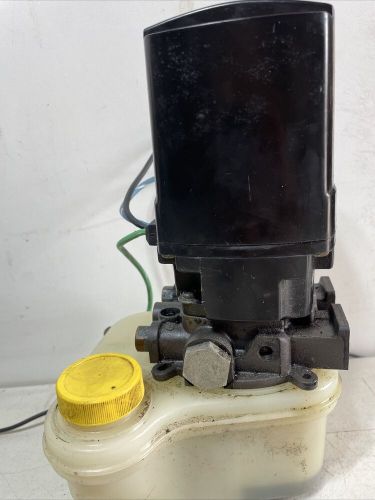 Mercruiser power trim tilt pump, tested! sae j1171