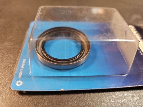 2 new sierra 18-2002  oil seal omc 320862