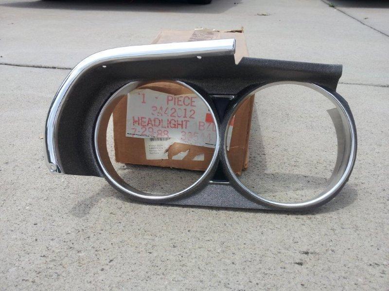 Nos 1971 dodge challenger right hand headlight bezel 3442012