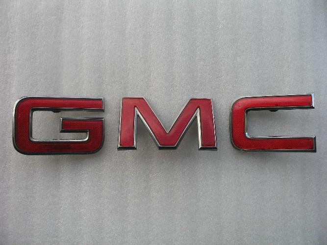 Gmc sonoma jimmy canyon front grille emblem logo decal badge 91 95 99 00 03 12