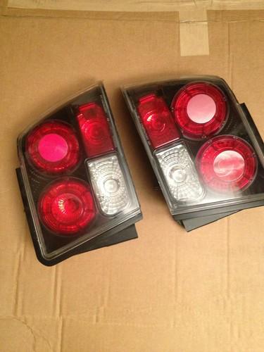 99-04 ford mustang euro tail light set