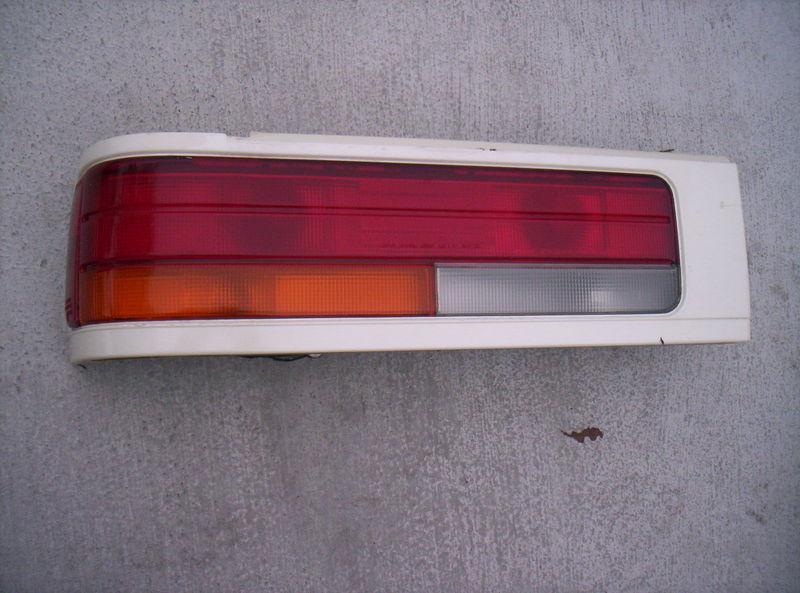 90 91 92 infinity m30 oem lh tail light assembly