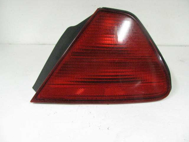 Tail light accord 98 99 - 02 2dr quarter mount right 395247